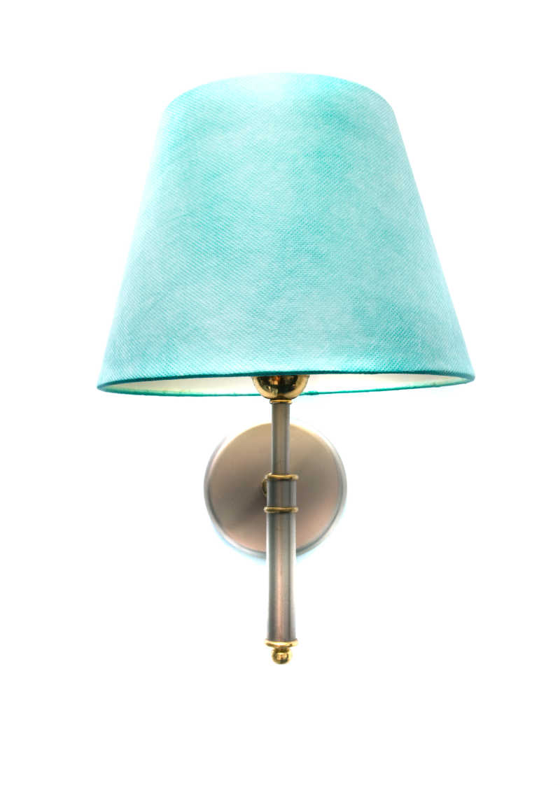 白色背景上的蓝色壁灯