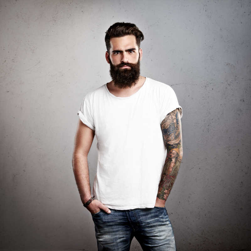 留有胡子的男子肖像