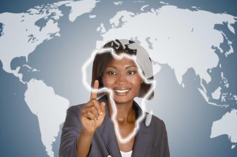 微笑的商业非洲女性