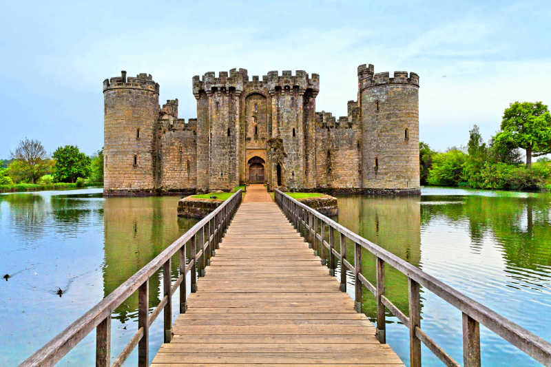世界各地的城堡图片 四面环水的城堡素材 高清图片 摄影照片 寻图免费打包下载