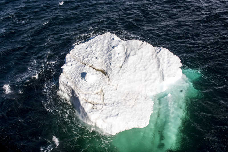 海上的浮冰