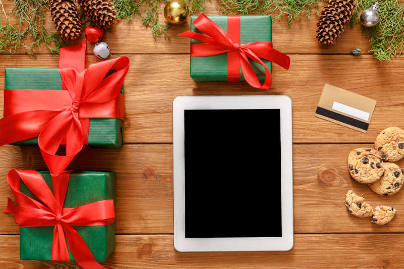 用平板网购圣诞礼物及各种挂件