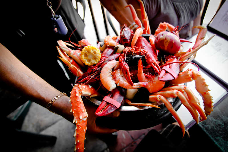 一大份龙虾海鲜