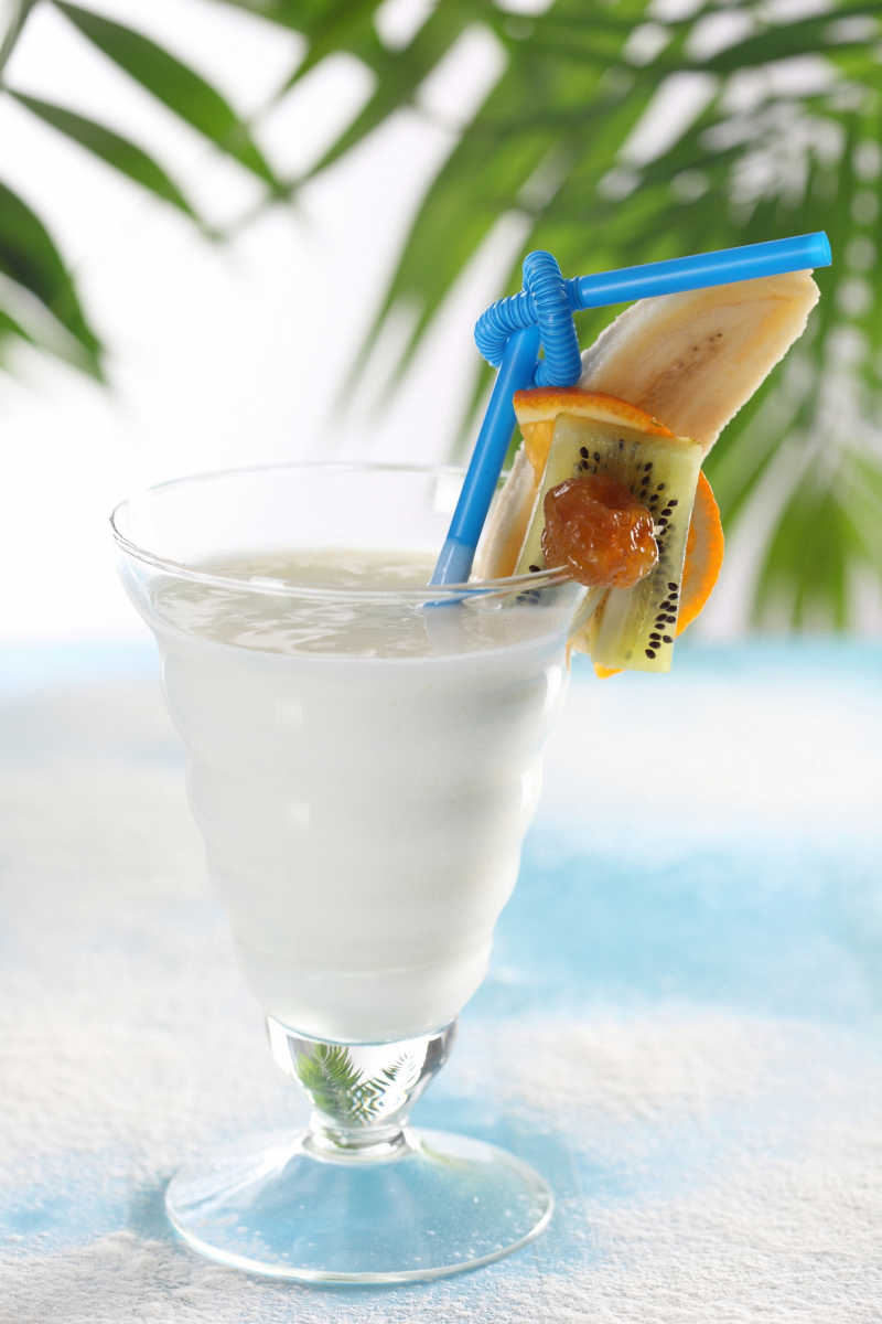 户外特质的美味的冰鸡尾酒