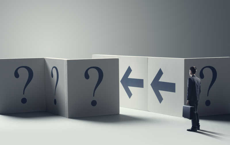 不确定方向的商人