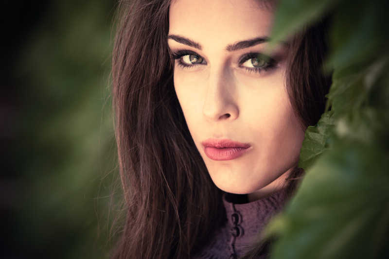 户外性感美女肖像