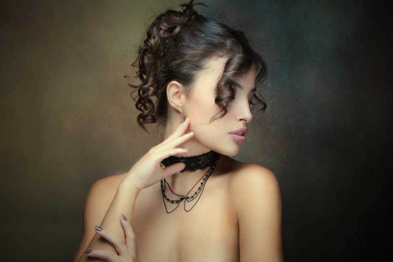 工作室里性感美女模特