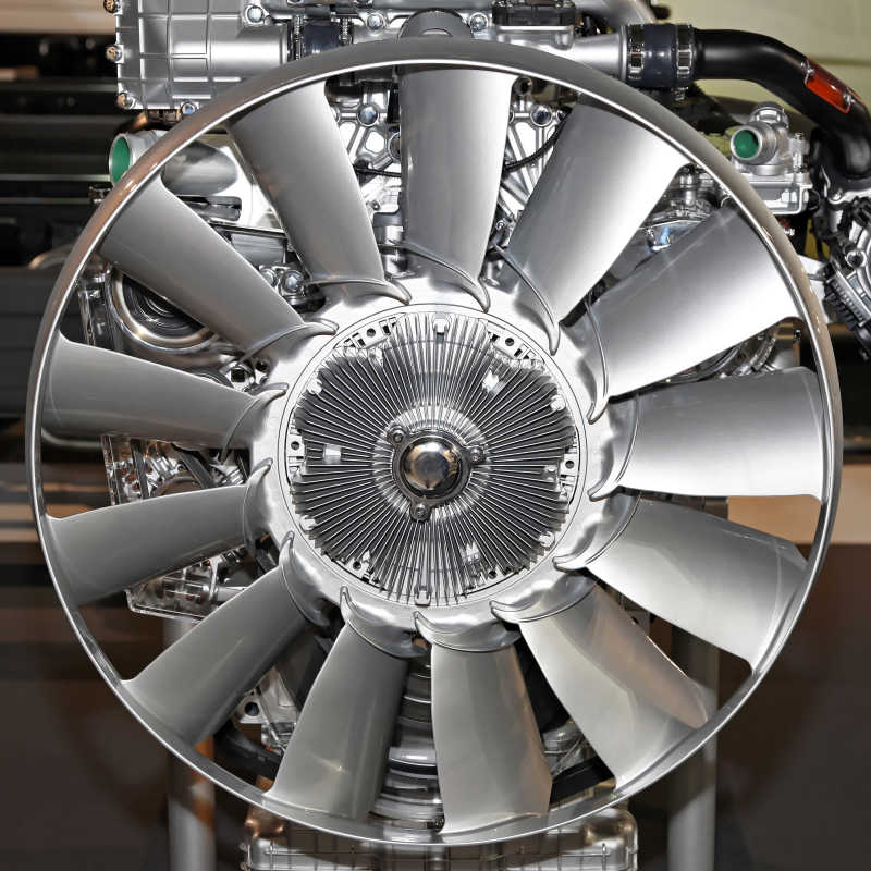 风扇上的发动机