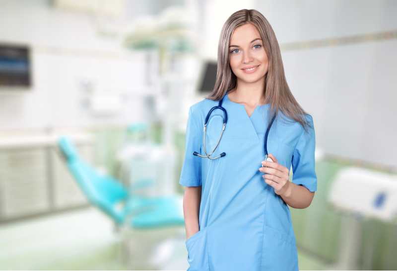 美丽的护士小姐