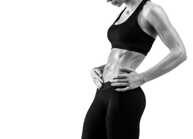 美女健康身材的黑白照片