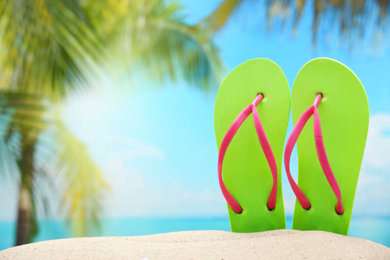 海边的人字拖鞋