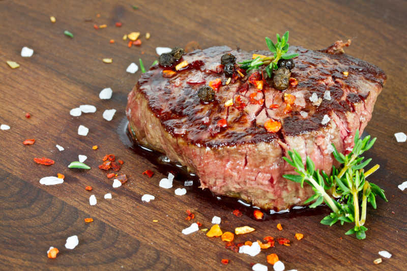 好吃的麻辣牛排