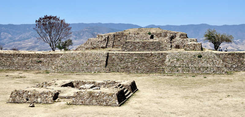 墨西哥城的阿尔班山遗址