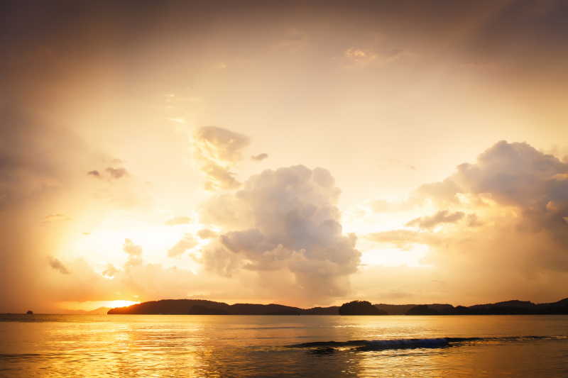 泰国海边的日落