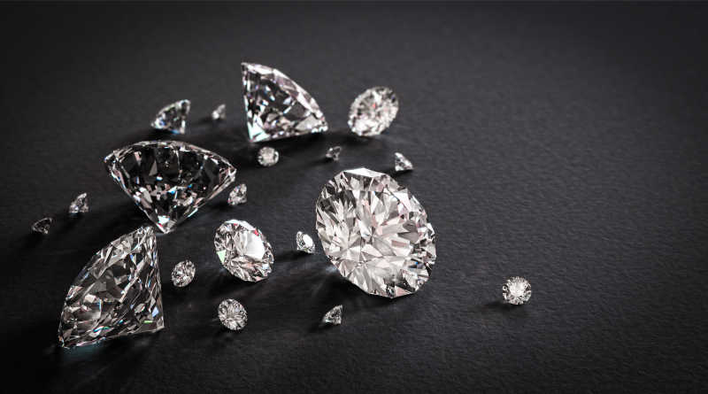 很多大小不同的钻石