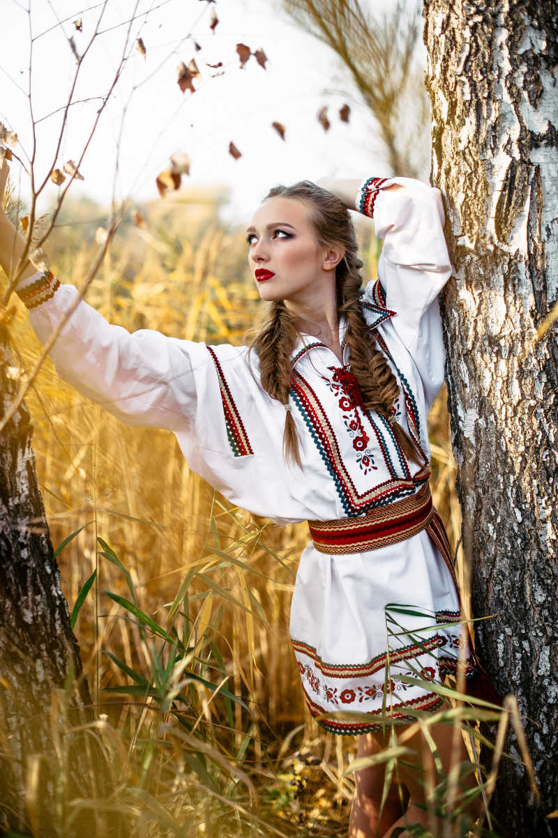 户外唯美外国女孩写真