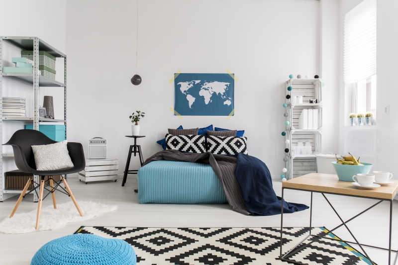 蓝色装饰的现代卧室