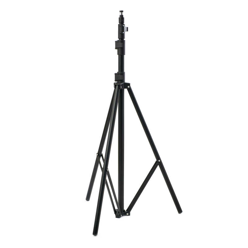 黑色三脚架