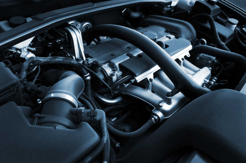 现代汽车的强劲引擎清洁与维修