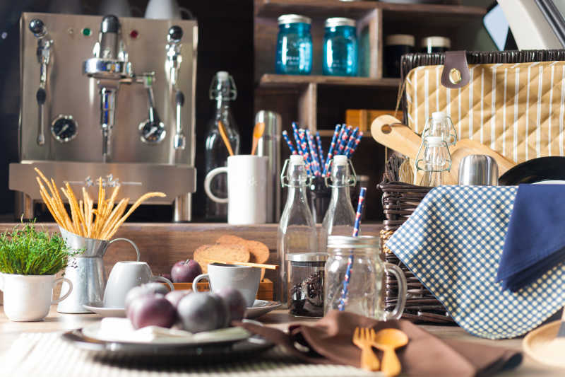 整齐的厨房用品