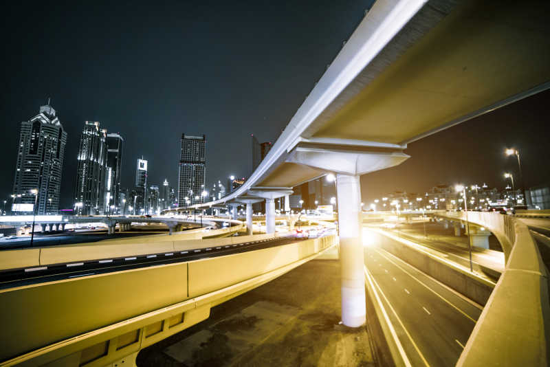 迪拜交通交汇处