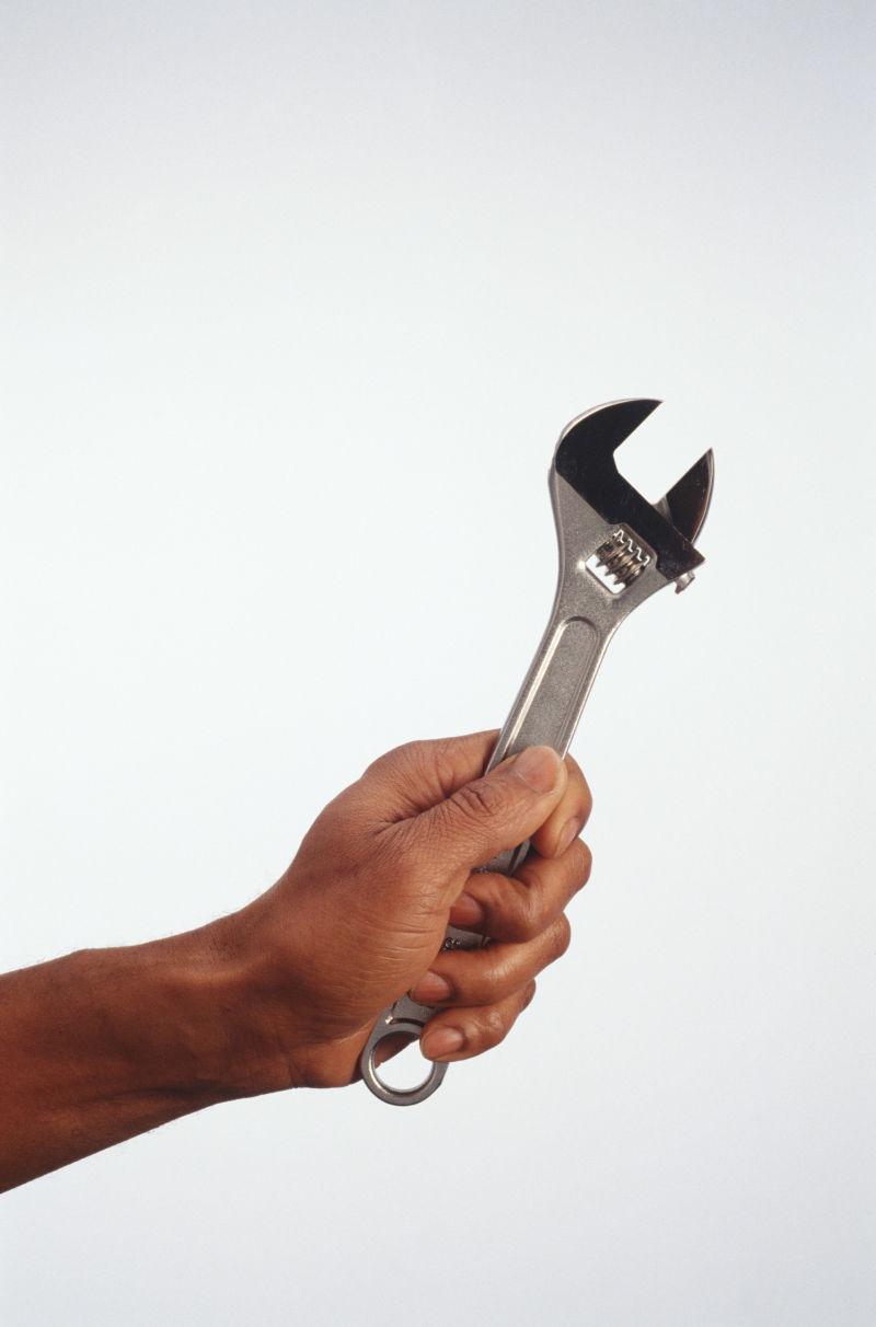 白色背景下手里的板子