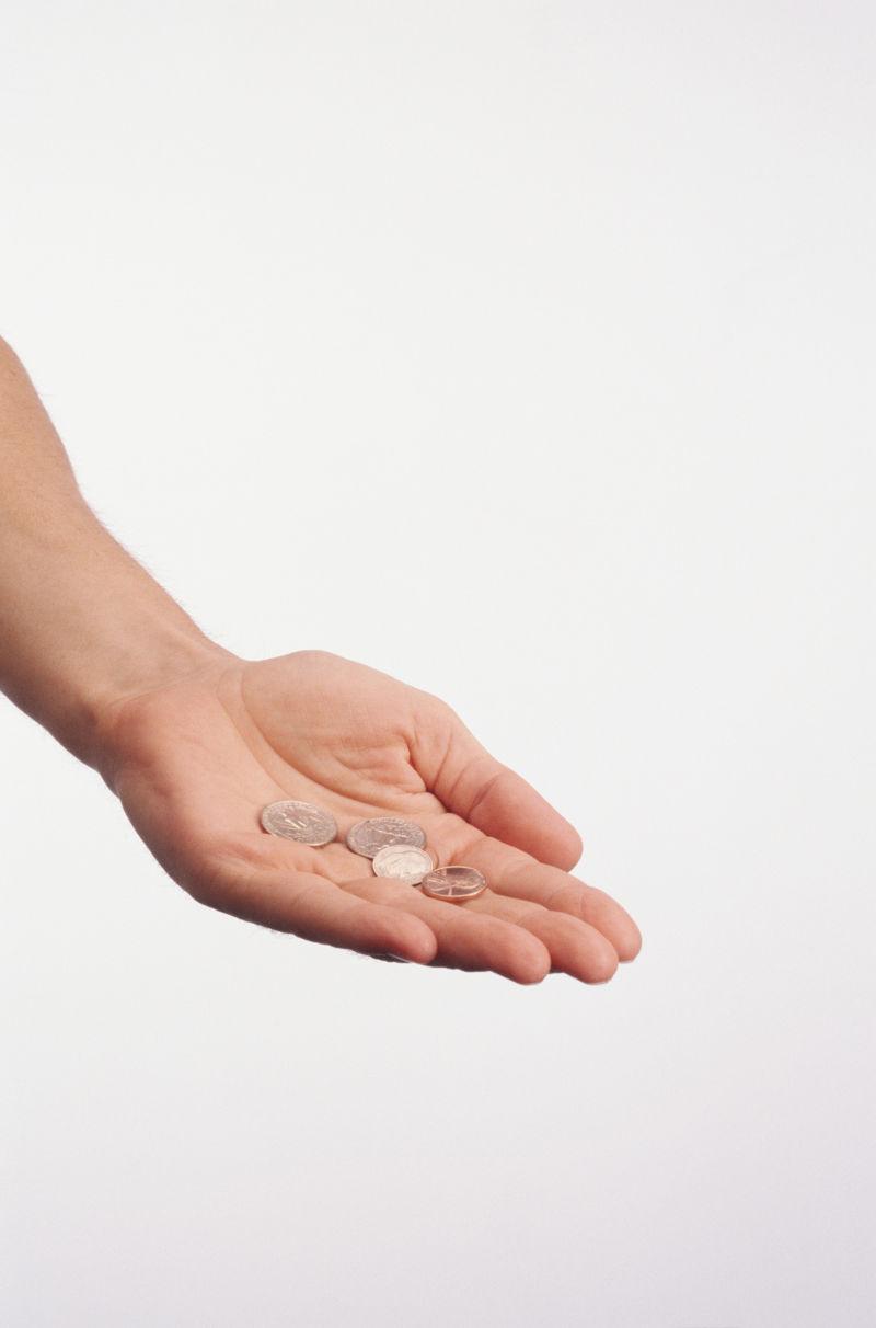 手里硬币