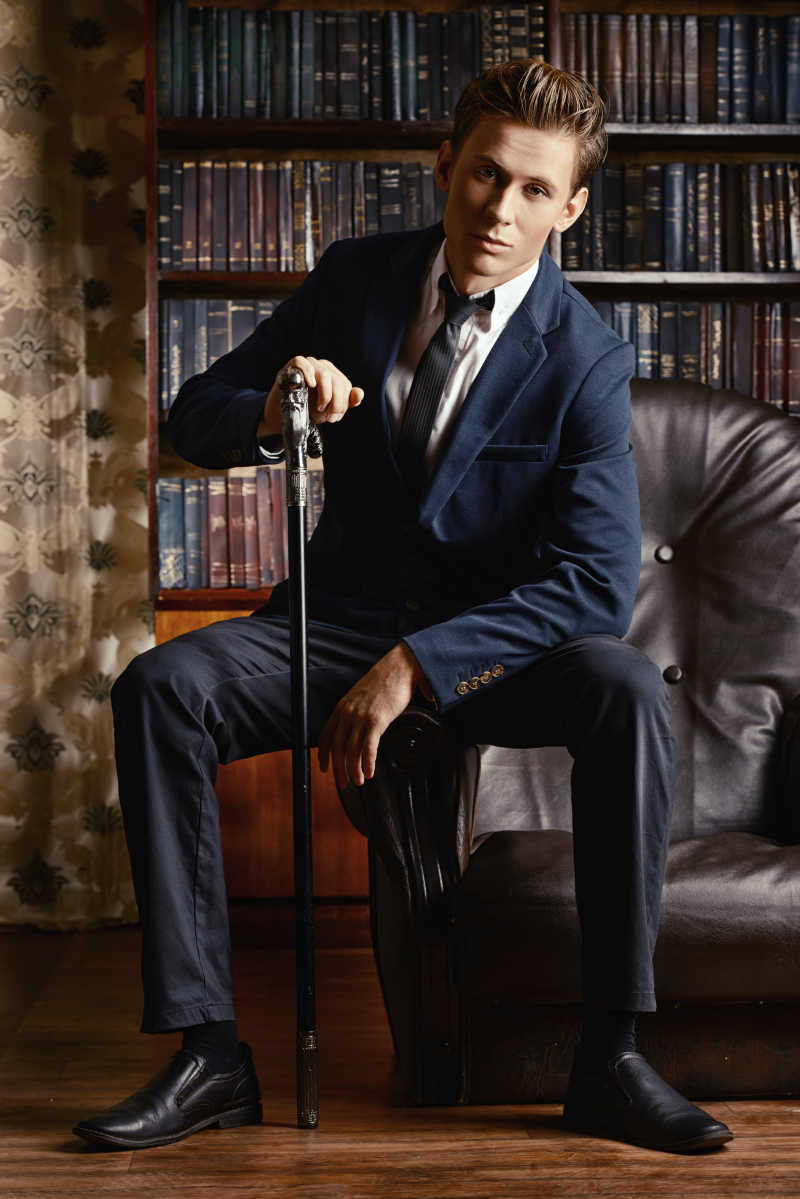 办公室里的帅哥