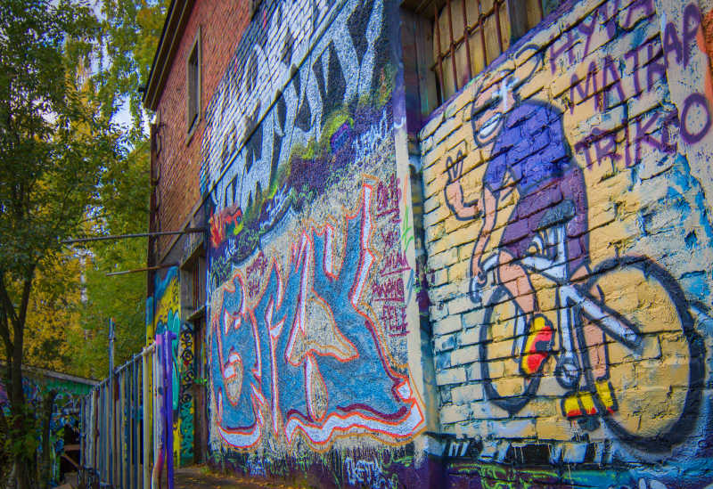 房子外墙上的涂鸦