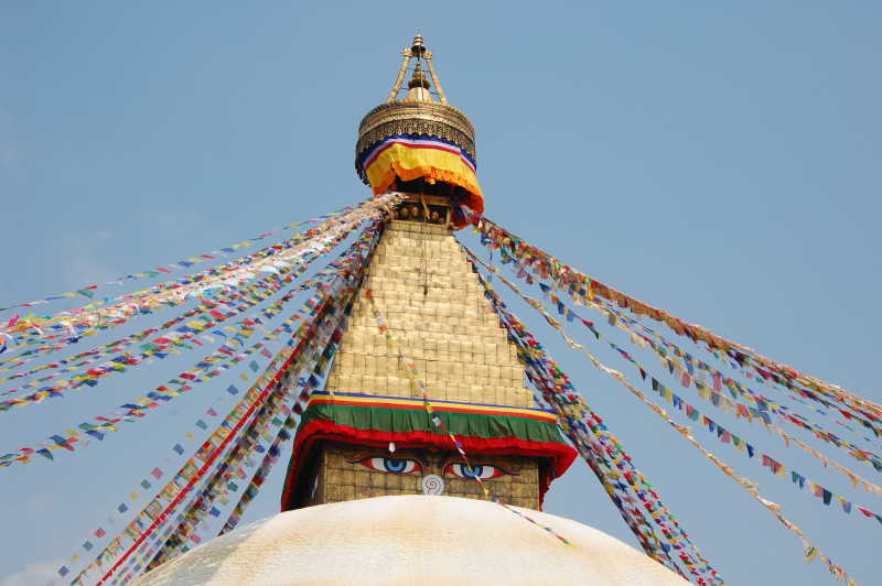 加德满都的经幡和博德纳佛塔