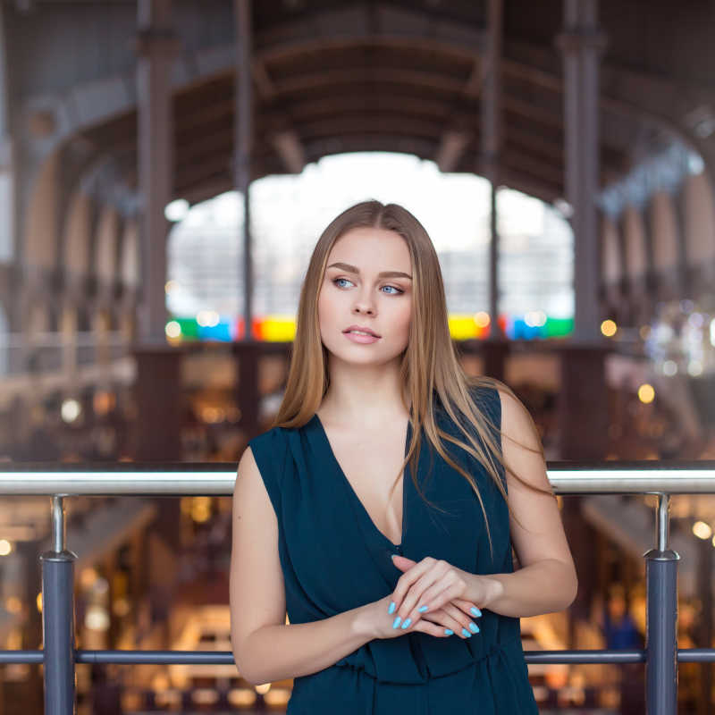 肤白貌美的成功的商业女性