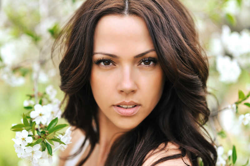 黑皮肤美女脸部特写