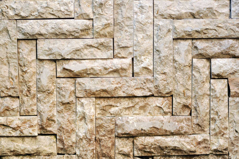 白色石砖砌成的墙