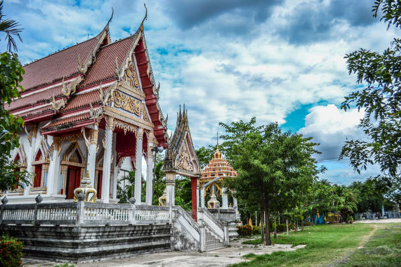 典型的佛教寺庙