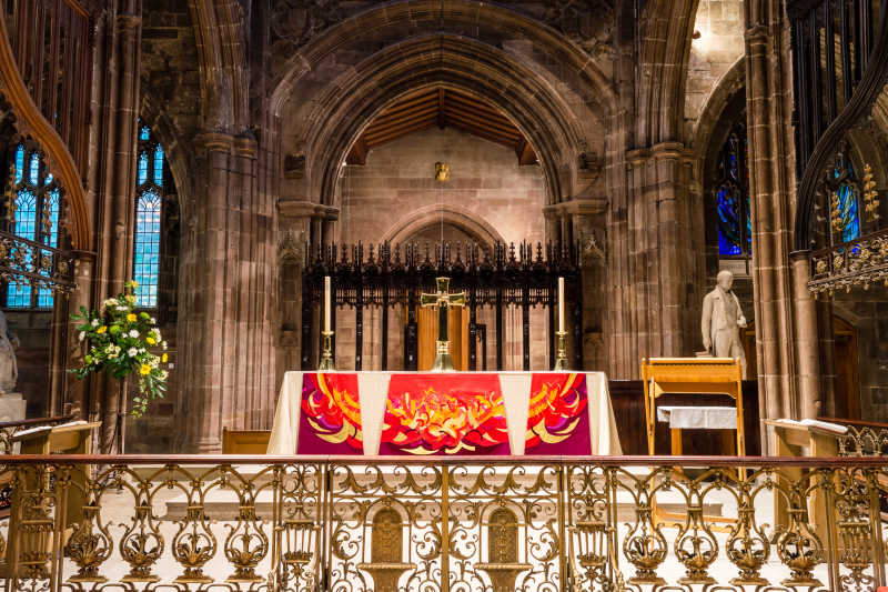 曼彻斯特大学河鼓二B