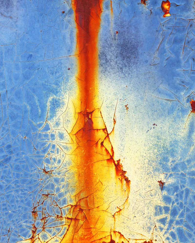 生锈破裂的金属表层