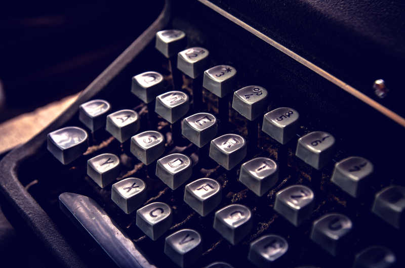 老式打字机的按键