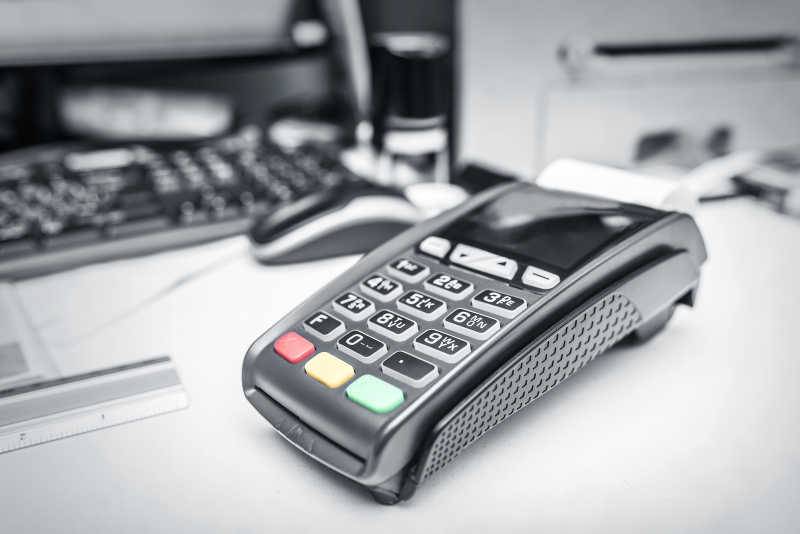 办公室内的pos机银行终端
