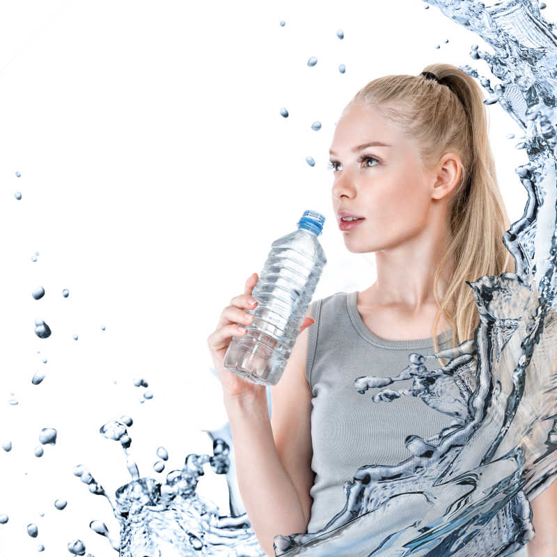 年轻的运动女孩