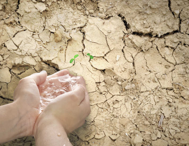 乾涸的土地圖片-缺水乾旱的土地素材-高清圖片-攝影照片-尋圖免費打包