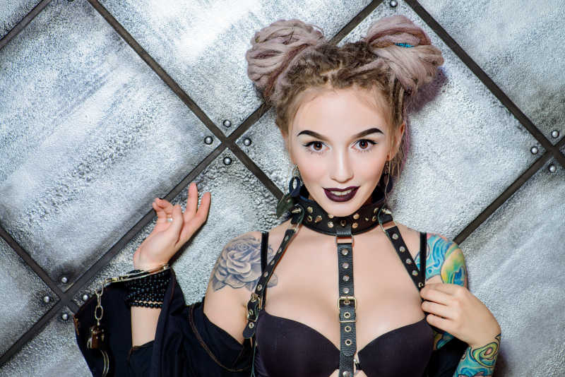 性感的外国纹身美女