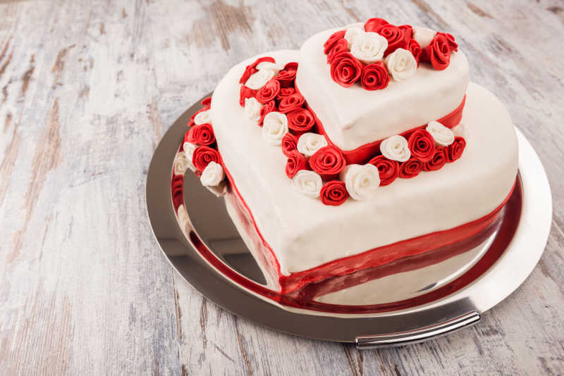 多层的奶油蛋糕