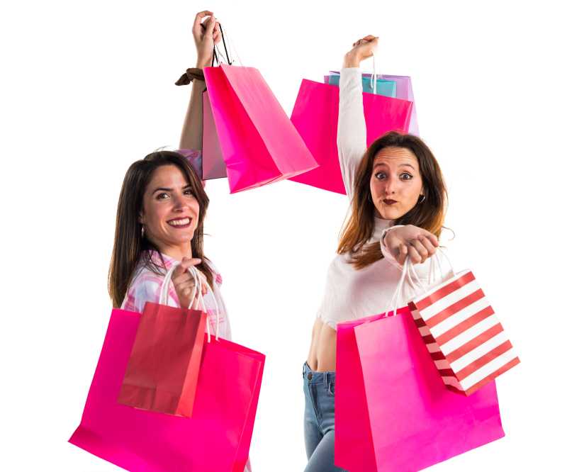 有许多购物袋的妇女
