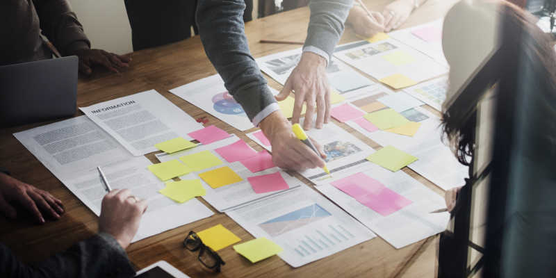 策划分析的商务团队