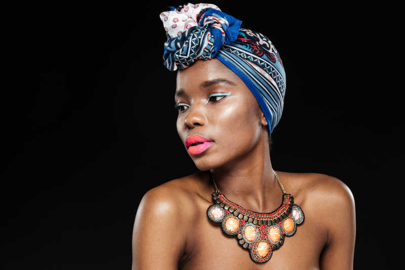 迷人的非洲女模特
