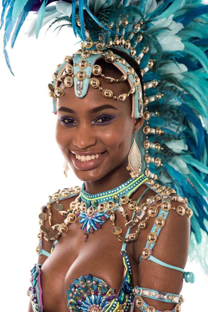 微笑的狂欢节女舞者