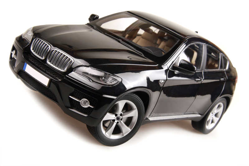 沉稳大气的宝马SUV汽车