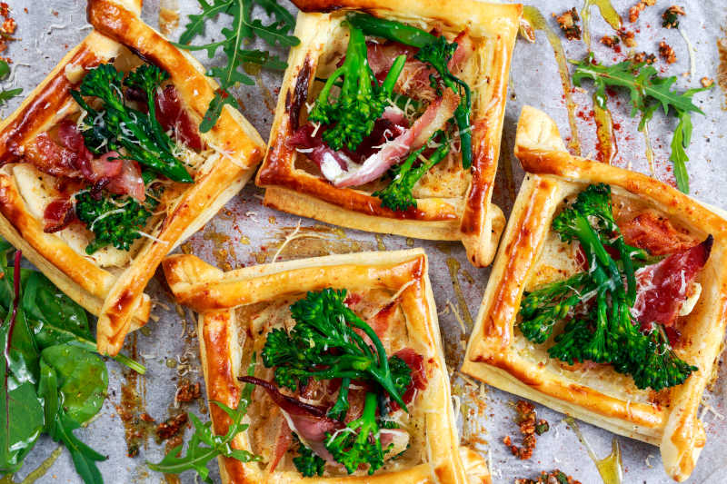 美味的西兰花馅饼