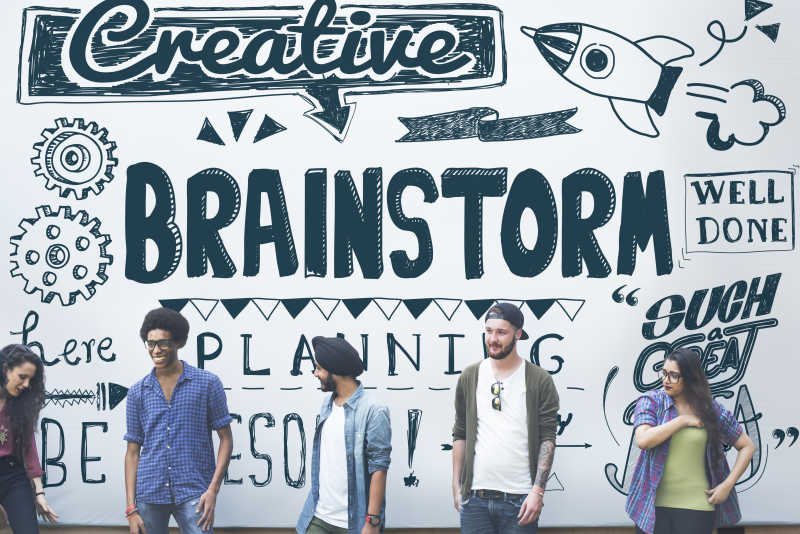 五个年轻人艺术概念