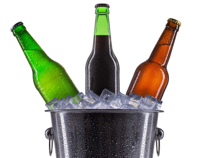 冰桶里的美味啤酒